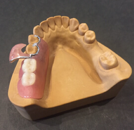 スイングアタッチメント